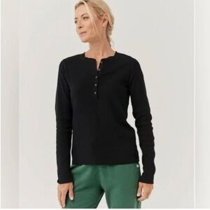 NWT Pact Thermal Waffle Henley - Black - Size Small